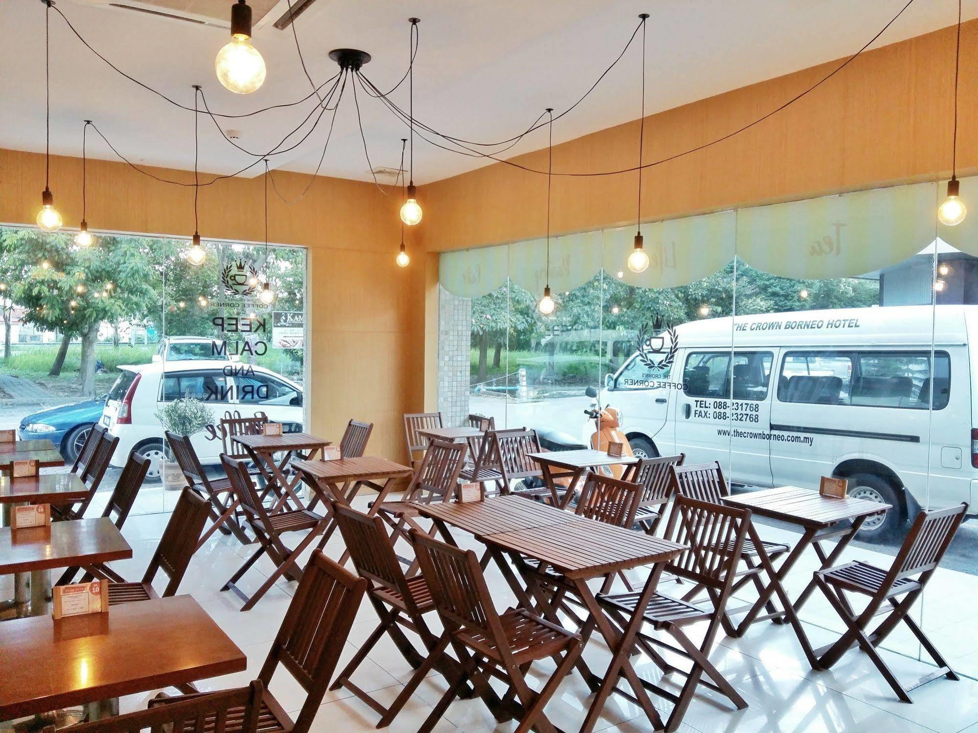The Crown Borneo Hotel Kota Kinabalu Exterior photo